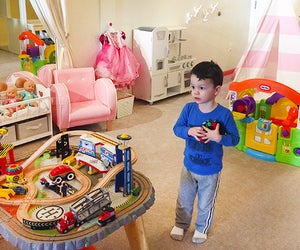 Photo of Liddle Bites play space in Long Beach by Lisa Fogarty for Mommy Poppins